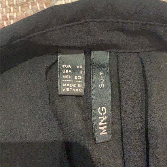 MNG black dress shirt - Picture 2 of 4